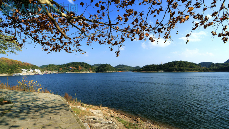贵阳市甲秀楼,红枫湖风景区旅游攻略